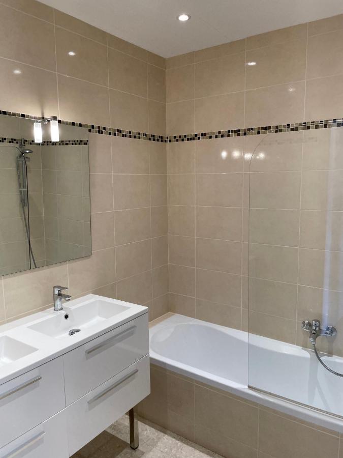Appartement Spacieux Au Calme A Νίκαια Εξωτερικό φωτογραφία