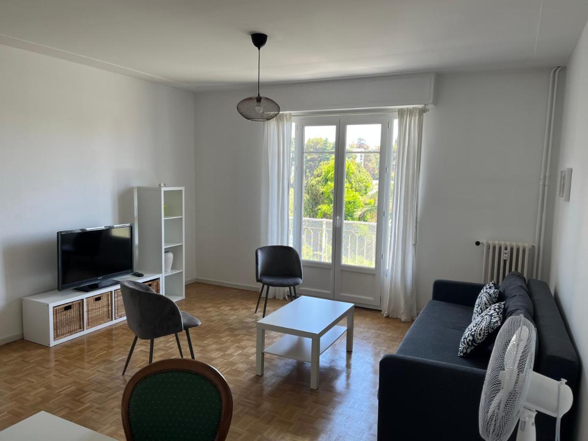 Appartement Spacieux Au Calme A Νίκαια Εξωτερικό φωτογραφία